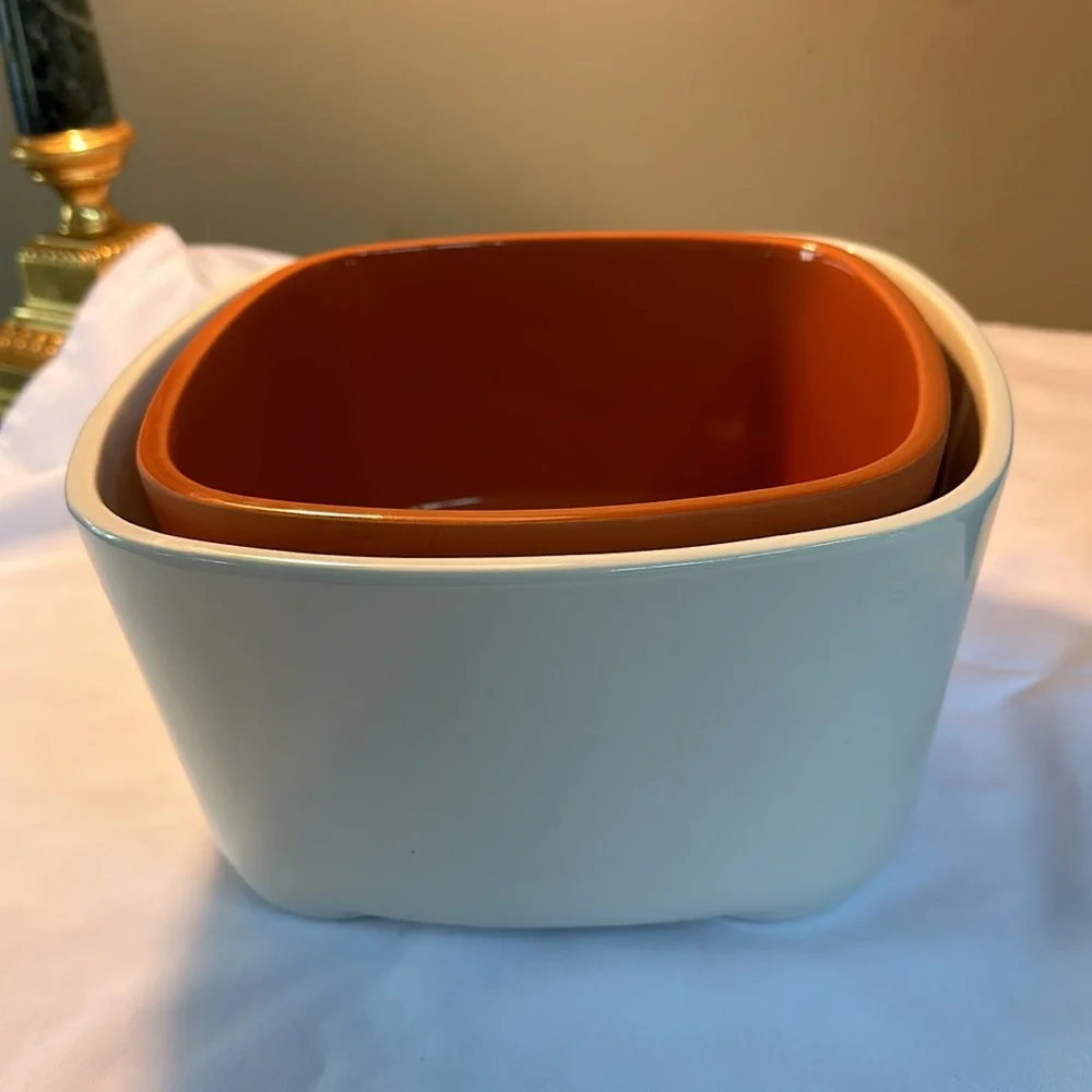 MICHAEL GRAVES 2 piece nesting bowl set